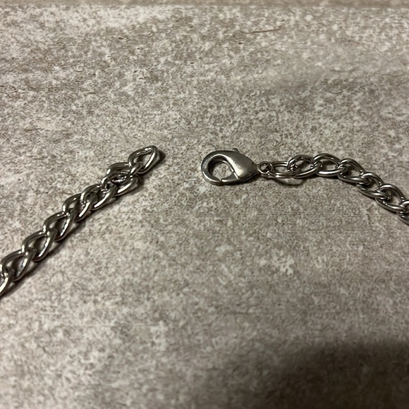 Coral Crystal Necklace - Picture 3 of 4